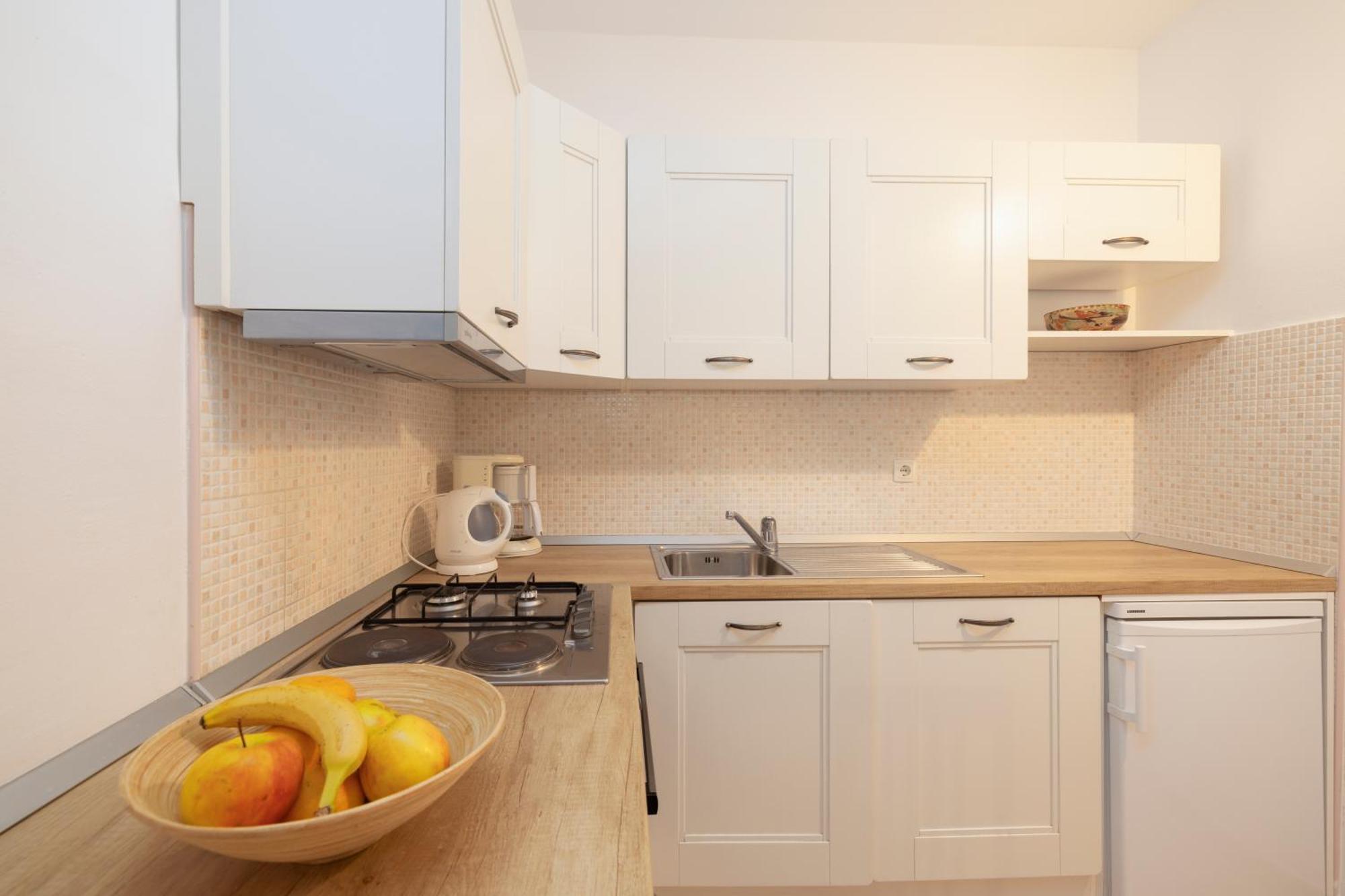 Apartments Bose Makarska Ngoại thất bức ảnh